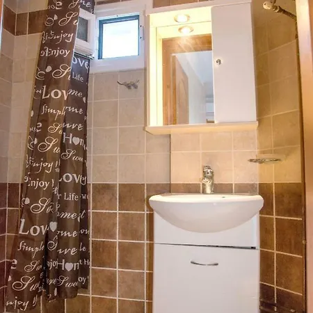 Corfu Don Camillo 公寓